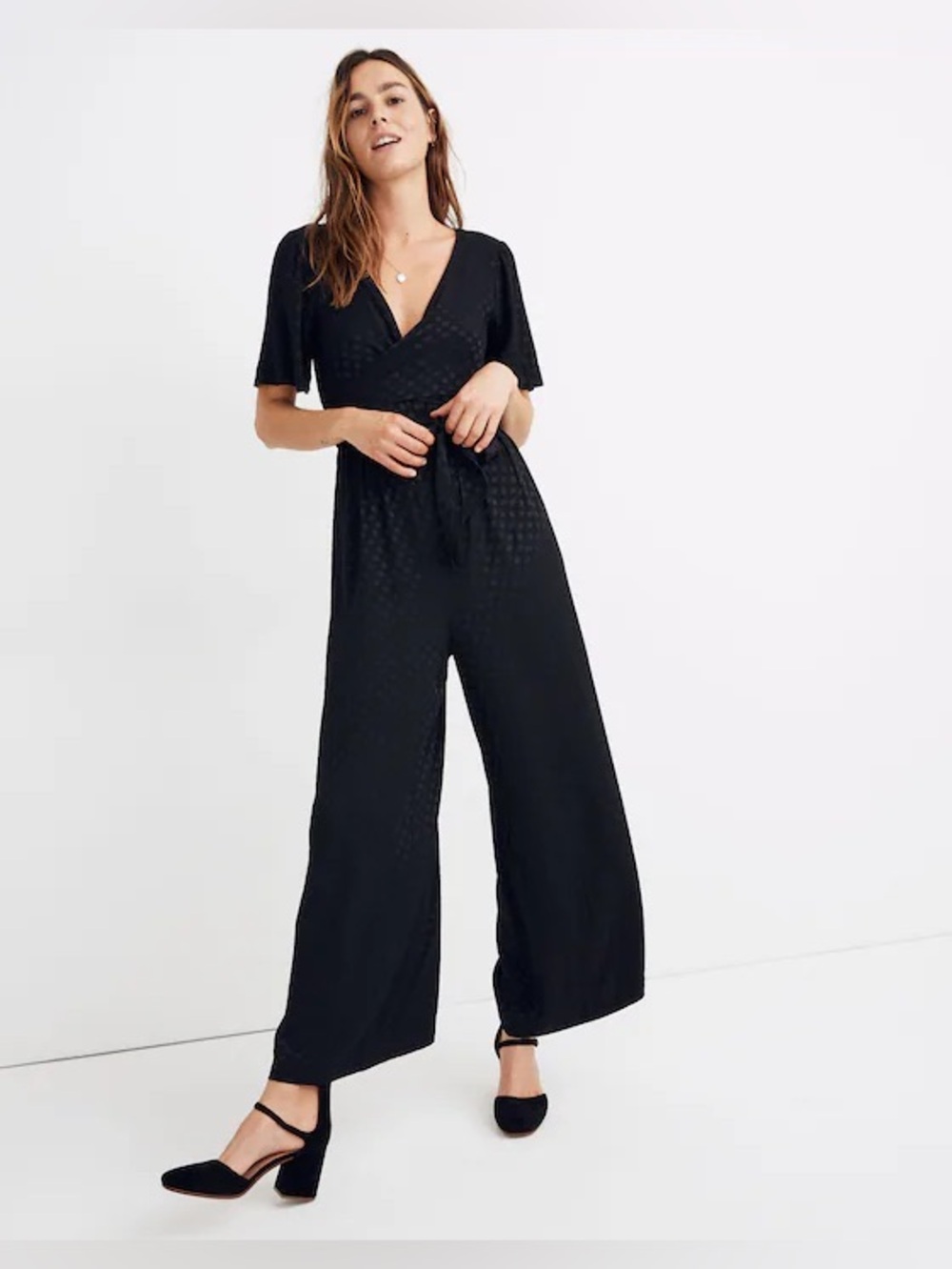 Madewell Wrap-Waist Jumpsuit in Dot
Jacquard Size 6 (SOLD OUT)